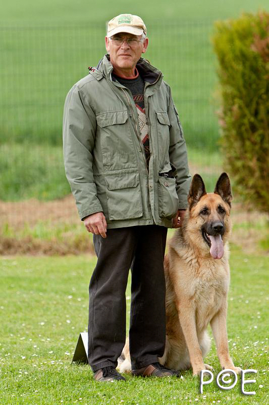 090510_MG_6214.jpg - Education canine